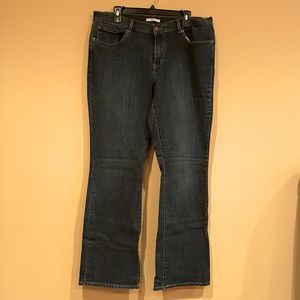 Levi Classic Bootcut Jeans